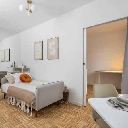 Creme De La Creme 2 Bedroom Mokotow * 바르샤바