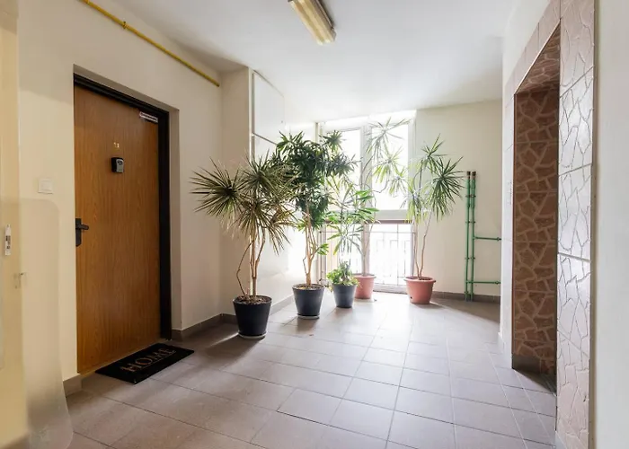 Creme De La Creme 2 Bedroom Mokotow Apartment Warsaw