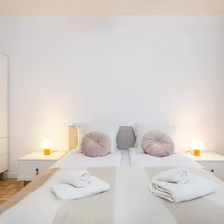 Creme De La Creme 2 Bedroom Mokotow